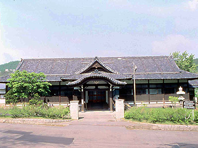 旧岡崎家能舞台 旧岡崎家能舞台