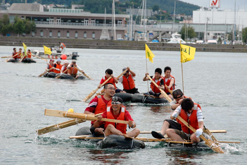 第３回いかだレース大会