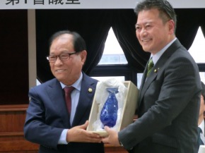 江西区議会議長を表敬訪問35