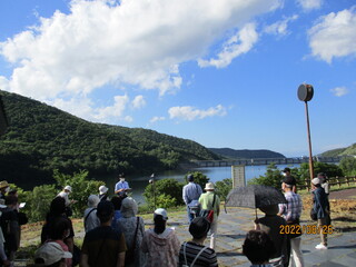 オタルナイ湖の見学の様子