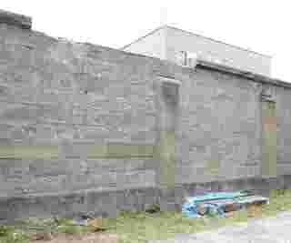 33.石塀の石材補修の工事前状況