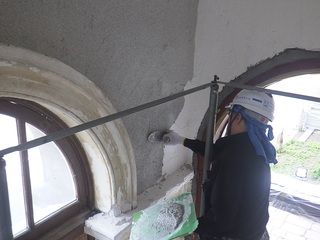 42.漆喰塗り直し状況