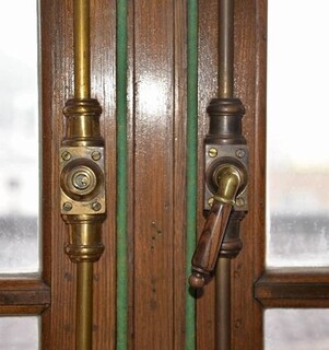 49.クレモン錠の修理前状況