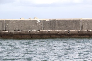 北防波堤の側面