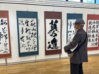R8書道市展の様子2